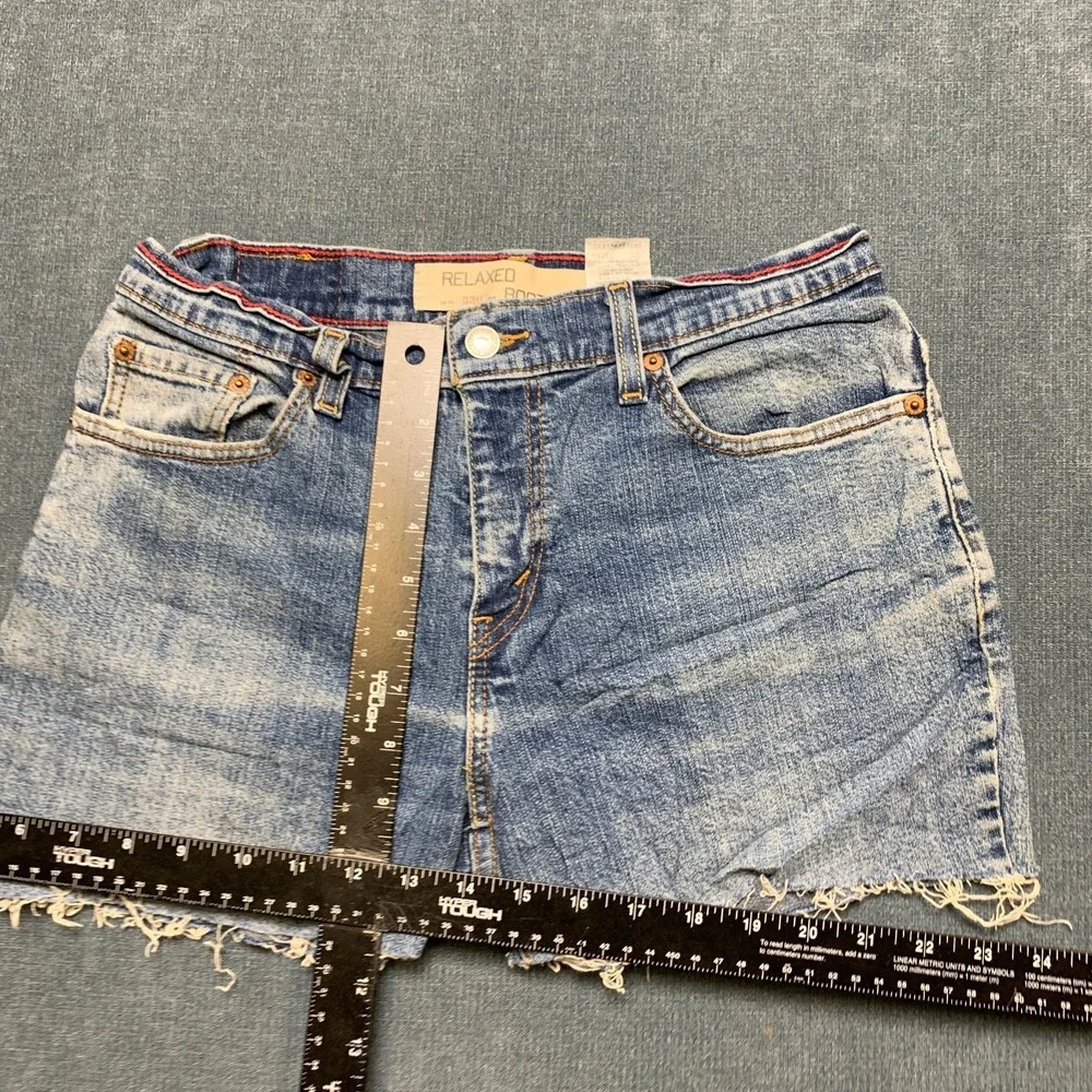 Levi's 550 Cut Off Shorts Womens 10M Blue Denim Relaxed Fit Frayed Hem Stretch